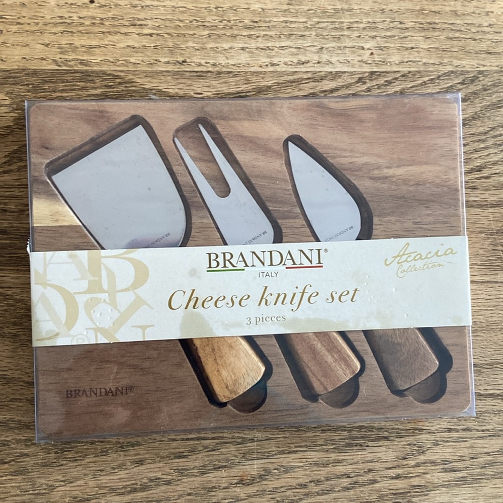 Brandani NWT Made in Italy Acacia Collection Cutting Board Set